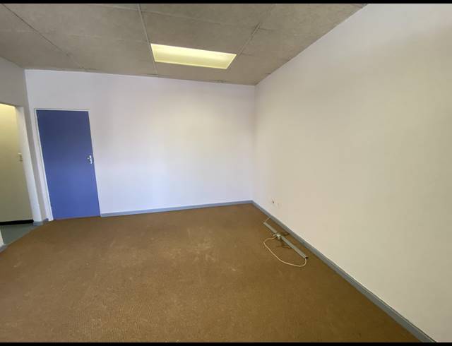 50M² OFFICE TO LET IN WYNBERG